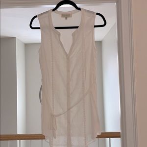 Sleeveless Maternity Top!